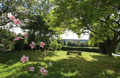 Sourdeval Cottage | Rustic house with garden - 4 guests