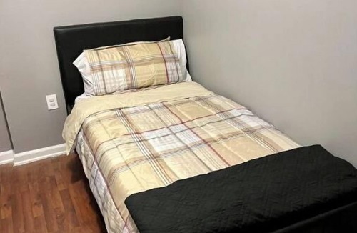 Seabrook House | Safe, quiet,comfy single family home cl , 10 min drive to downtown