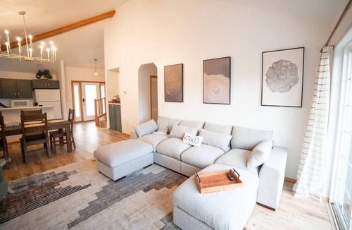 Klamath Falls House | Sage & Pine Modern Townhome