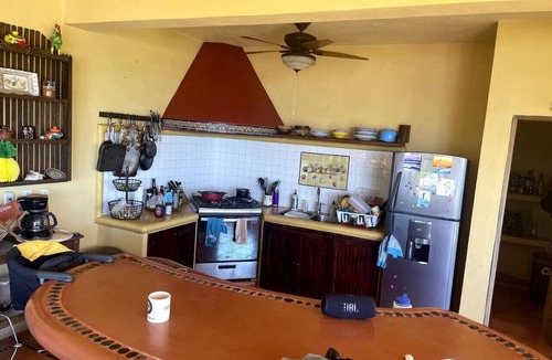 Saladita House | Saladita Perfection! Close to everything, walk to surf, elevated views.