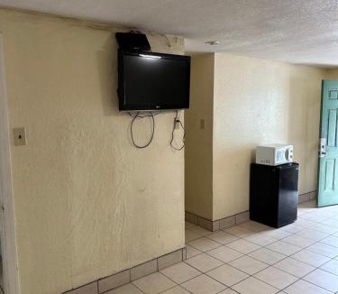Alamo Heights Hotel | Sands Motel