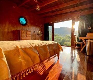 San Andres de la Cal House | Santuario Ave Fénix-Cabañas