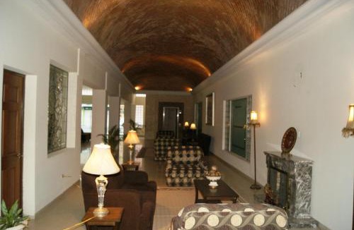 Torreon Hotel | Savoy Express