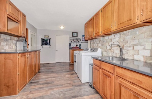 Iron Springs House | SBL Ranch! Pet friendly!