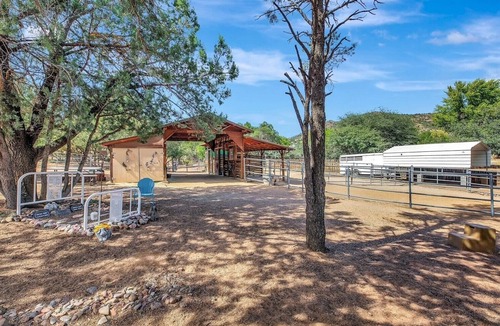 Iron Springs House | SBL Ranch! Pet friendly!