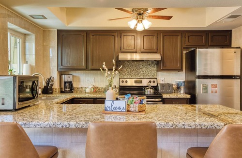 Entertainment District House | Scott Casa - Walkable location, inviting patio, vibrant space!