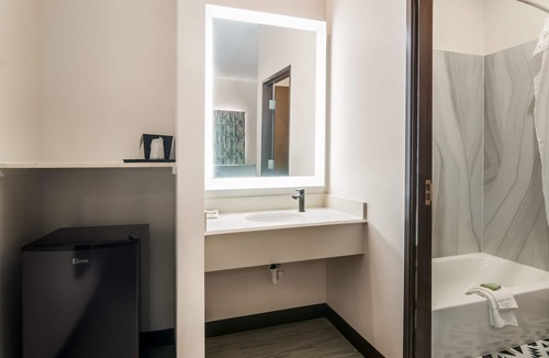 Forest Hill Hotel | Scottish Inns