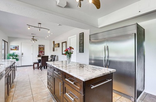 Avant House | Scottsdale Biohack Home w Pool Access & Yard!