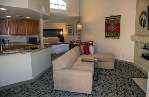 Arcadia Apartment | Scottsdale Camelback Resort Peaceful Studio with Fitness Center