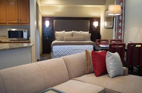 Arcadia Apartment | Scottsdale Camelback Resort Peaceful Studio with Fitness Center