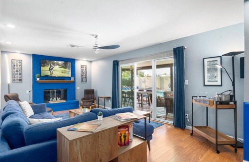 Covey House | Scottsdale Oasis Pool & Game Room
