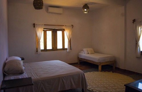 Mayto Bed & Breakfast | Seacliff Paradise