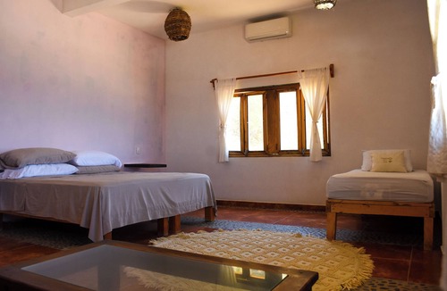Mayto Bed & Breakfast | Seacliff Paradise