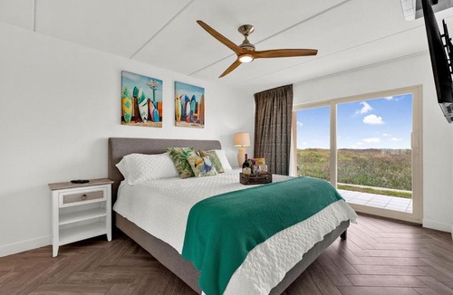South Padre Island Apartment | Seagull's Landing By The Ocean