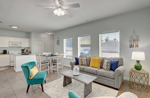 Port Aransas Hotel | Seashell Village Resort near the beach with kitchens