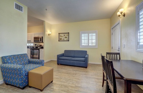 Port Aransas Hotel | Seashell Village Resort near the beach with kitchens