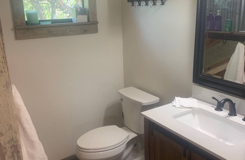 Vanderpool House | Secluded 3/2 farmhouse with scenic patio, wildlife on private acreage