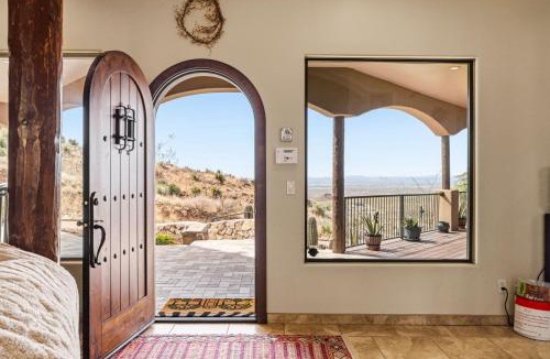 Mesilla Park House | Secluded Retreat Pool Spa Sauna Rooftop Deck
