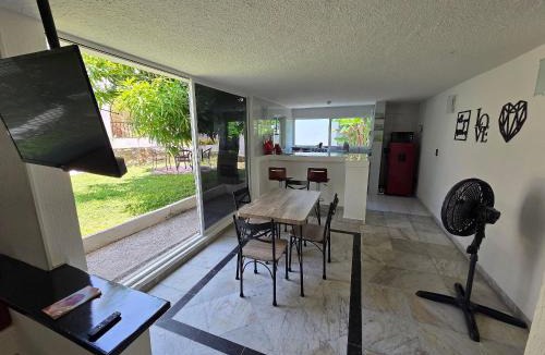 Lomas de Costa Azul Resort | Secretos del Sol Acapulco villas 5 minutes from the sea