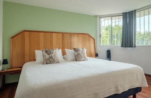 Benito Juarez House | Senda Stays Oasis Pool House - 4BR, Next to Roma Sur