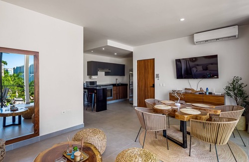 Mezcales Apartment | Serene gated retreat with pool & lush gardens – Your perfect couple getaway