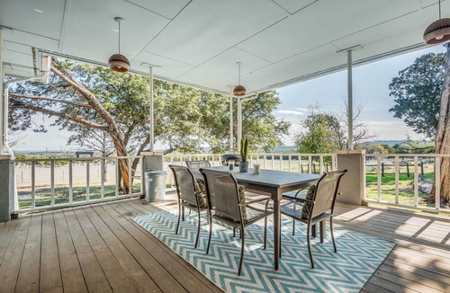 Boerne House | Serene Hill Country Wildlife Sanctuary w/Porch