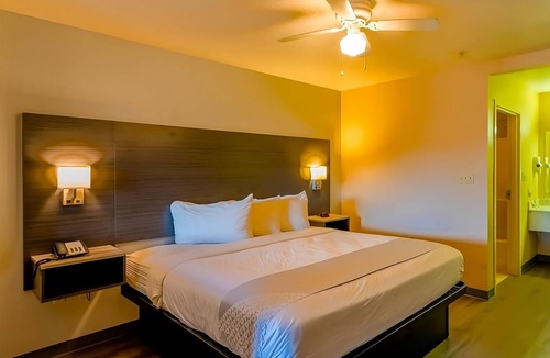Sweet Home Hotel | Serene Unit by La Terraza Mexican Grill, Outdoor Pool & Parking on Site