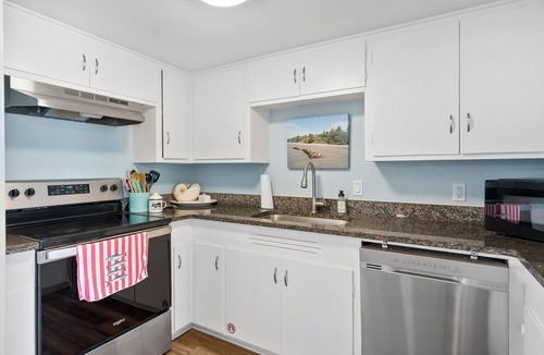 Key Allegro House | Serene Waterfront 5BR sleeps 15 w/Heated Pool, Fire Pit, Boat & Jet Ski Lift