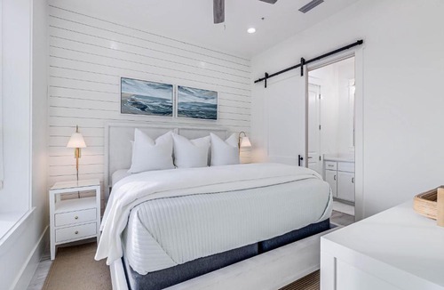 Cinnamon Shore Apartment | She Sells Seashells TC 8203