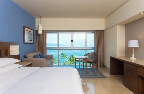 Las Glorias Resort | Sheraton Buganvilias Puerto Vallarta