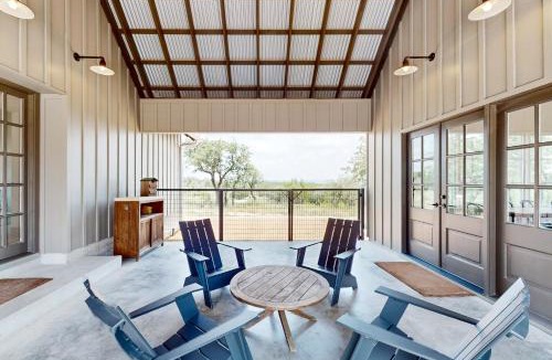 Spicewood House | Simply & Sweet