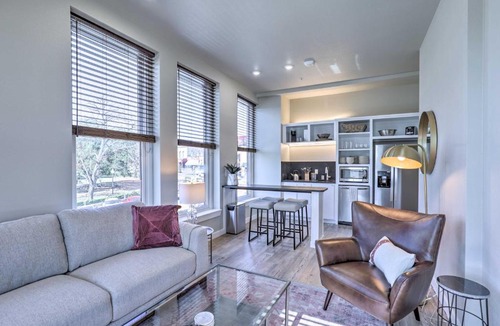 Downtown Apartment | Sleek, Newly Updated Downtown San Marcos Apt!