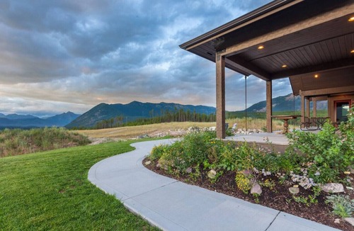West Glacier House | Snowmoon Ranch with Views of Glacier National Park