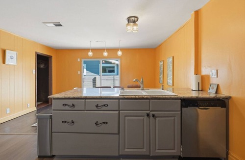 Dawson House | SoCo 4BR | 1 Block to South Congress Ave