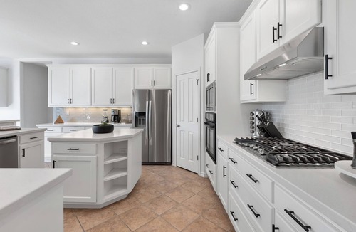 Austin House | South Austin Backyard Oasis w/17 Beds: Pool & Spa, Golf Green, Firepit
