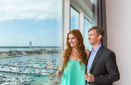 League City Hotel | South Shore Harbour Resort & Conference Center
