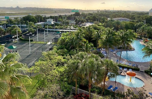 Weston Apartment | Spacious 2 BR | Vacation Village At Weston