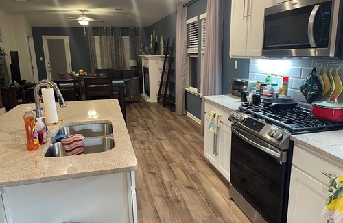 Leander House | Spacious 3-bedroom house with AC, fitness room, WiFi in Leander/North Austin