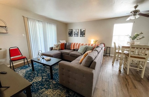 Northwest Corpus Christi Apartment | Spacious 3BR Retreat with Pool & Prime Location