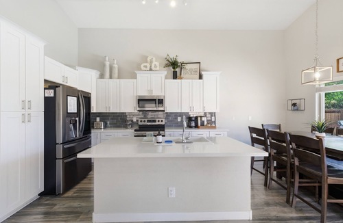 Avondale House | Spacious 5-bdrm house w/pool close to Westgate, State Farm Stadium.Phx Raceway