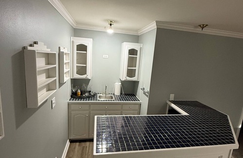 Ennis House | Spacious 5-bedroom Lakeside Retreat w/Pool in Ennis, TX -Sleeps 14