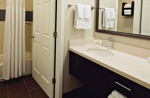 Vance Jackson Hotel | Spacious Accommodation Near San Antonio International Airport | Free Breakfast