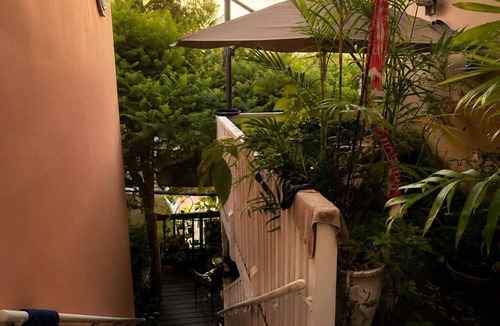 Sunset Junction Apartment | Spacious Designer Apartment in the Heart of Silver Lake