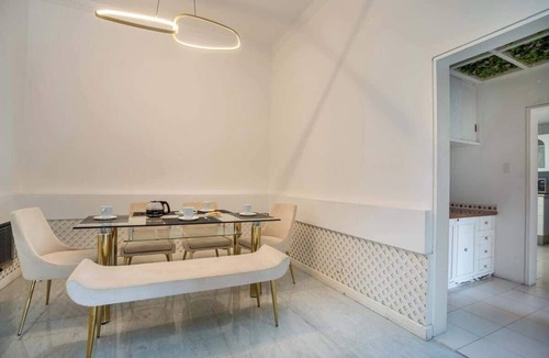 Naucalpan House | Spacious Home for Groups with Garden & Game Room