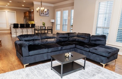 The Galleria House | SPACIOUS HOME FOR THE HOLIDAYS NEAR GALLERIA!!!