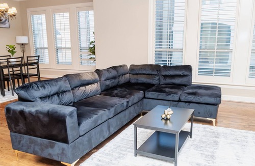 The Galleria House | SPACIOUS HOME FOR THE HOLIDAYS NEAR GALLERIA!!!