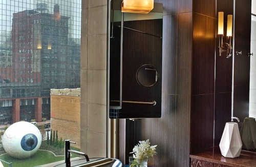 Downtown Dallas Hotel | Spacious Indoor-Outdoor Suite Overlooking Downtown Dallas