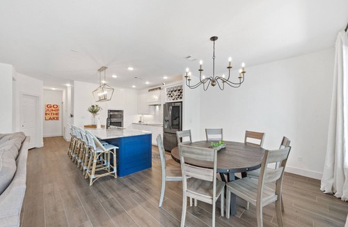 Horseshoe Bay House | Spacious Lakefront 5-Bdrm Retreat near HSB Resort