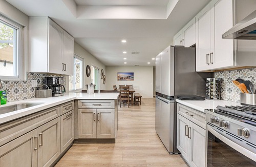 San Luis Rey House | Spacious Oceanside Family Home w/Fenced-In Yard