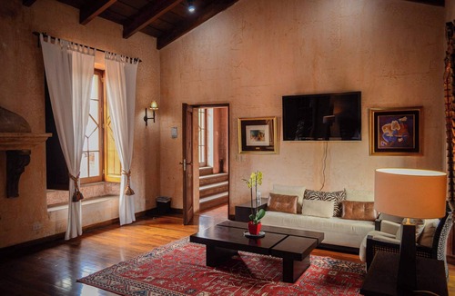 Antigua Guatemala Bed & Breakfast | Spacious Posada de Los Leones, Antigua
